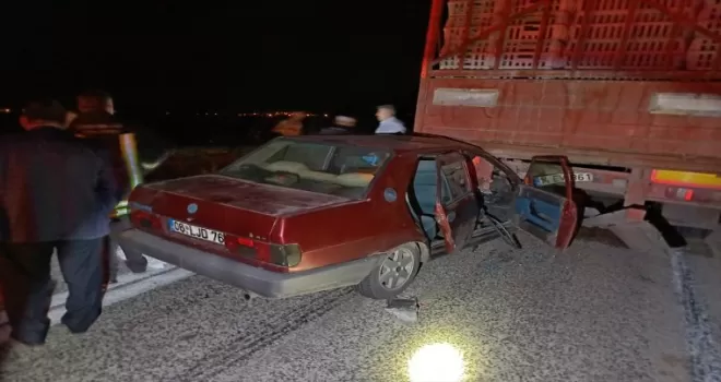 Bolu’da otomobilin park halindeki tıra çarpması sonucu 6 kişi yaralandı