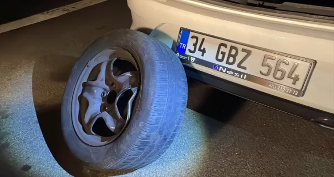 Bolu’da otoyola düşen cisim 5 aracın kaza yapmasına neden oldu