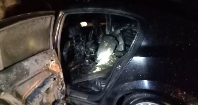 Bolu’da seyir halindeyken yanan otomobil kullanılamaz hale geldi