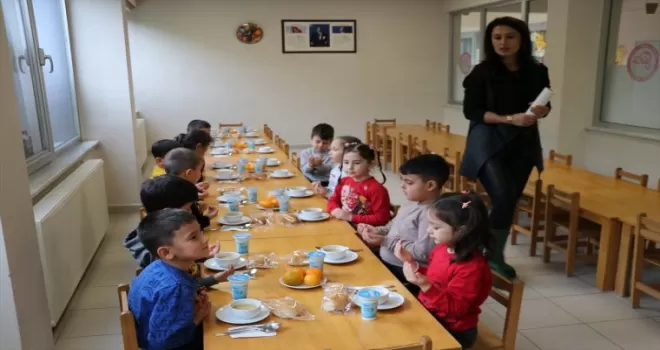 Bolu'da yaklaşık 9 bin öğrenciye ücretsiz yemek hizmeti sunuluyor