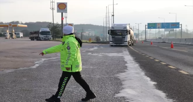Bolu’da zorunlu kış lastiği denetimi yapıldı