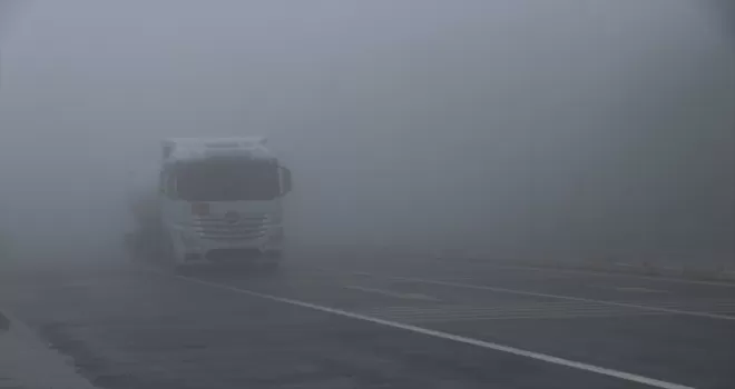 Bolu Dağı'nda sağanak ve sis etkili oluyor