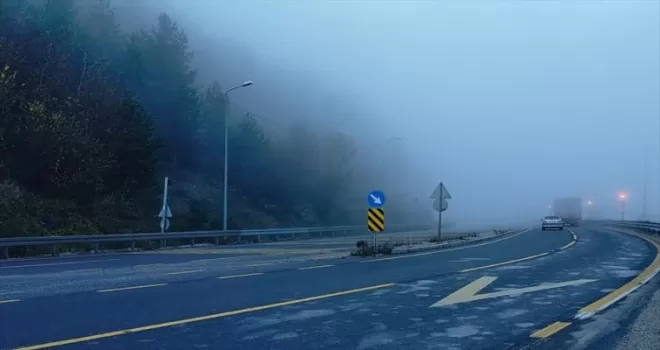 Bolu Dağı’nda sis etkili oldu