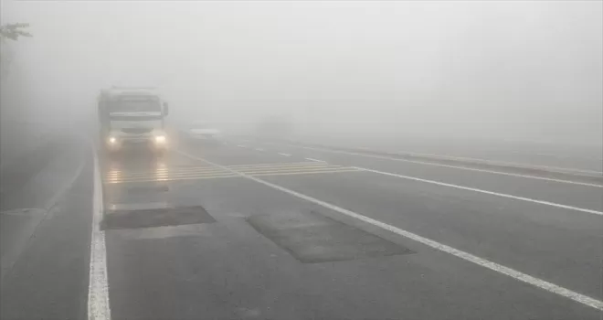 Bolu Dağı’nda sis etkili oluyor