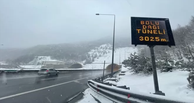 Bolu Dağı'nda yoğun kar yağışı
