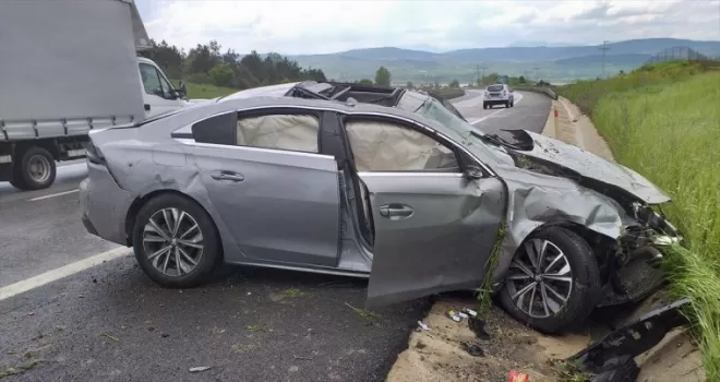 Bolu’daki trafik kazalarında 4 kişi yaralandı