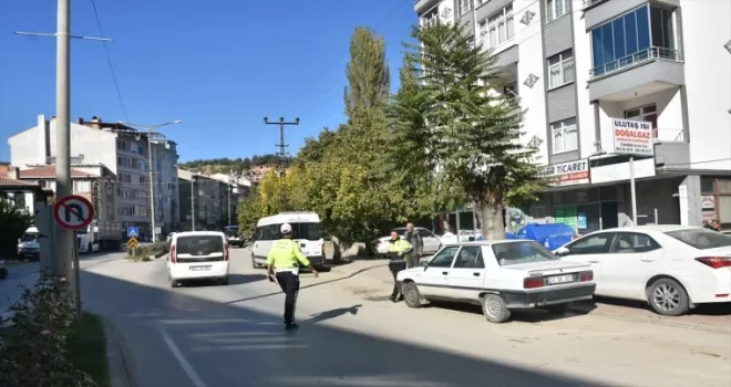 Boyabat'ta elektrikli bisikletin çarptığı çocuk yaralandı