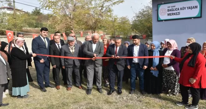 Boyabat'ta köy yaşam merkezi açıldı