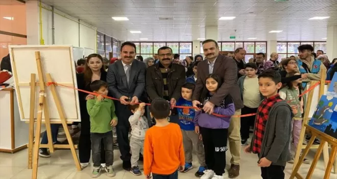Boyabat’ta resim sergisi açıldı