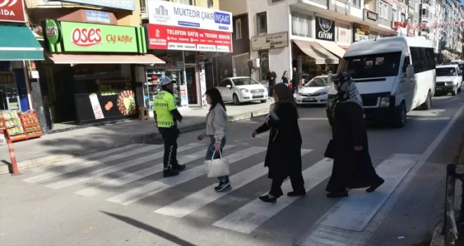 Boyabat’ta yaya önceliği uygulaması yapıldı