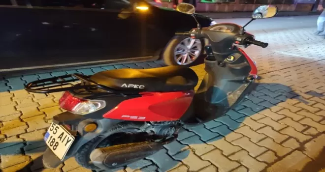 Çarşamba’da otomobille çarpışan motosiklet sürücüsü yaralandı