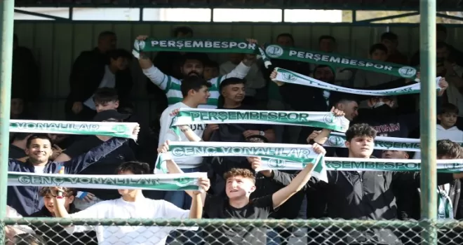 “Çarşamba“ ile “Perşembe“ yeşil sahada yenişemedi