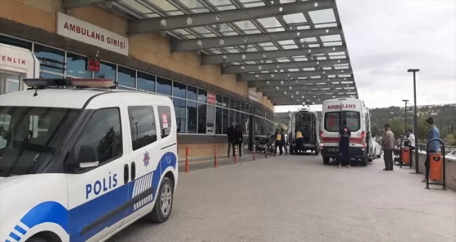 Çorum'da ava giden kişi, arkadaşının tüfeğinden çıkan kurşunla yaralandı
