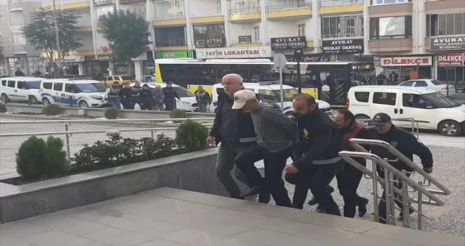 Çorum’da fuhuş operasyonunda gözaltına alınanlardan 3’ü tutuklandı
