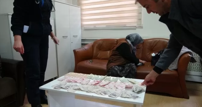 Çorum'da yakalanan dilencinin üzerinden 913 lira çıktı