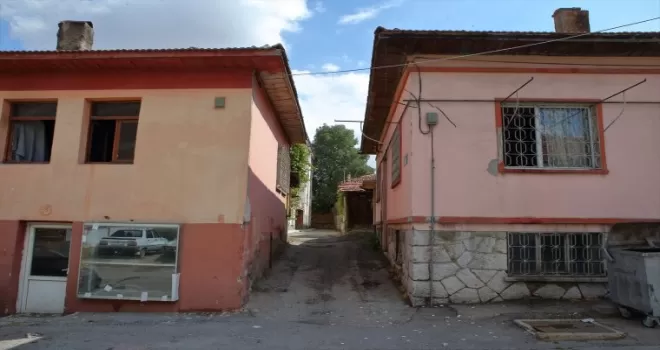 Çorum Kalesi'nin çevresi tarihi dokuya uygun kentsel dönüşümle yenilenecek