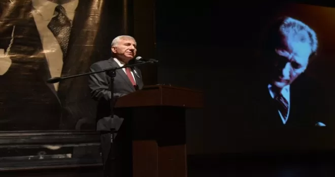 “Cumhuriyet’in 100. Yılında Atatürk’ü Anlamak“ konferansı