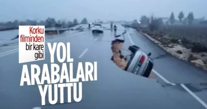 Deprem sonrası Hatay ile Reyhanlı arasındaki yolda meydana gelen göçükler