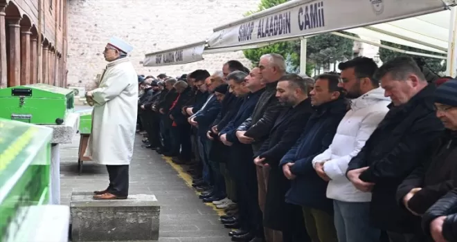 Depremde hayatını kaybeden lise öğrencisi Sinop’ta defnedildi
