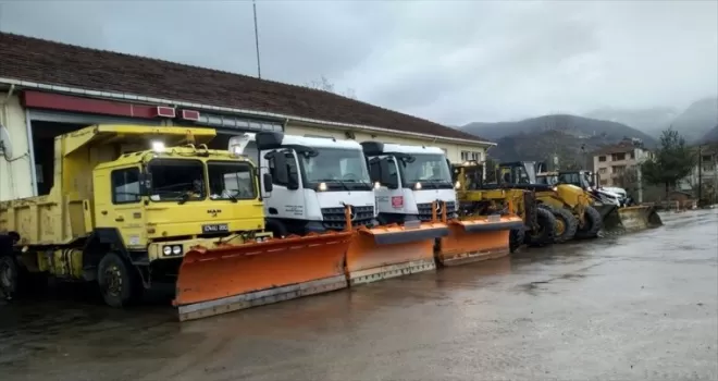 Devrek'te karla mücadele ekipleri göreve hazır