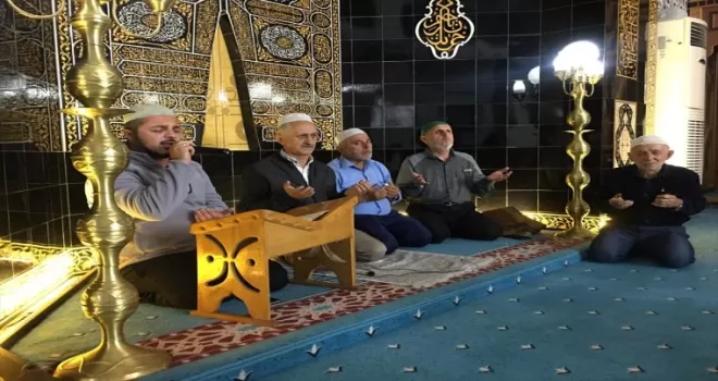 Doğu Marmara ve Batı Karadeniz'de Mevlit Kandili dualarla idrak edildi