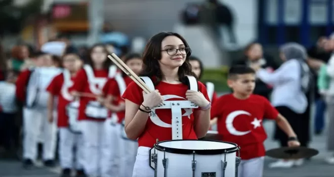 Düzce’de 23 Nisan coşkusu sürüyor