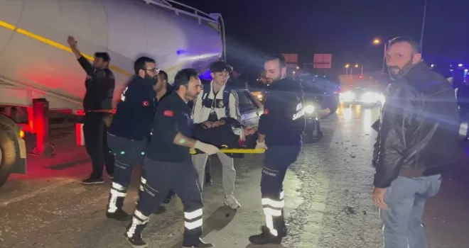 Düzce’de 3 aracın karıştığı kazada 4 kişi yaralandı