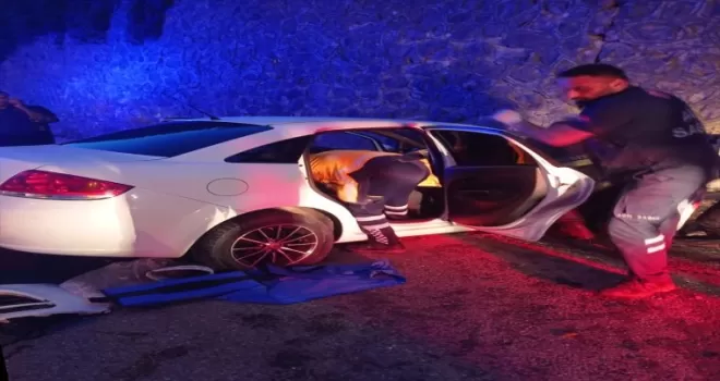Düzce’de çarpışan iki otomobildeki 6 kişi yaralandı