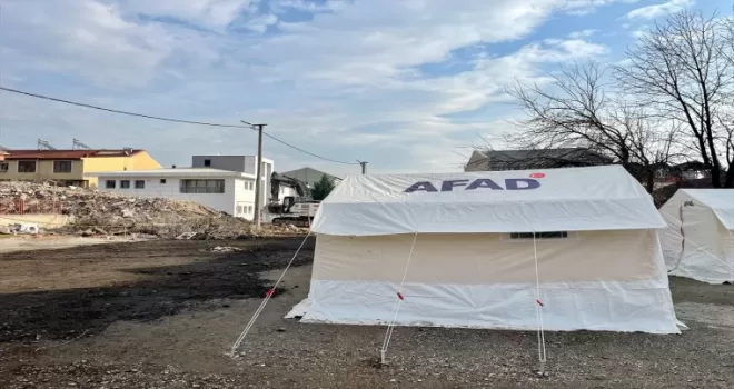 Düzce'de depremzedelerin yaraları sarılıyor