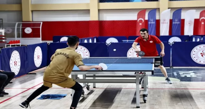 Düzce’de düzenlenen KYGM Erkekler Masa Tenisi final müsabakaları sona erdi