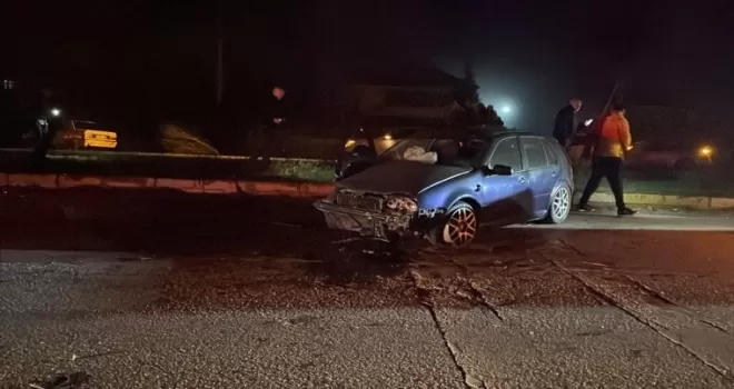 Düzce’de nişan konvoyundaki araç kaza yaptı, 1 kişi yaralandı