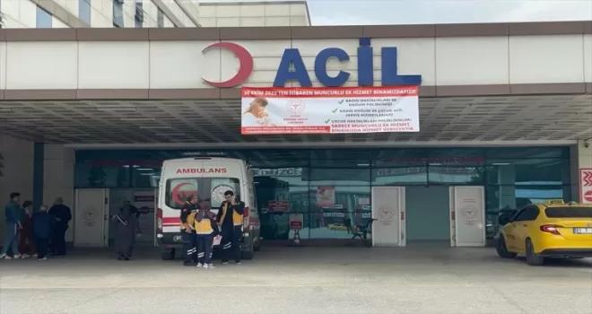 Düzce’de otomobilden sızan gazdan zehirlenen aile hastaneye kaldırıldı