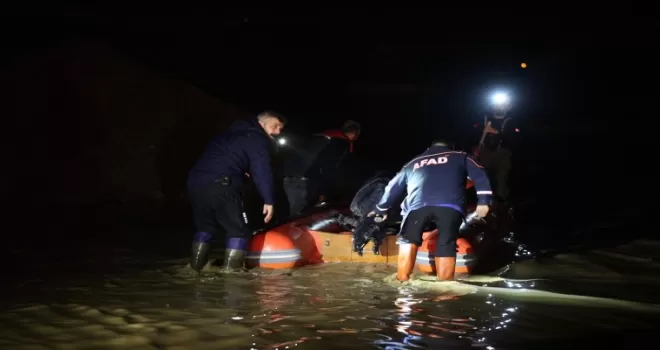 Düzce’de su baskınlarında mahsur kalanlar kurtarıldı