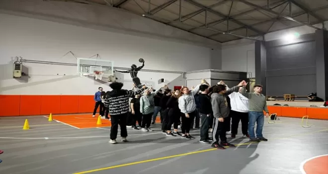 Düzce, Erasmus projesi kapsamında 6 ülkeden gelen gençleri ağırladı