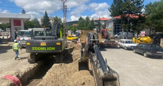 Eflani’de elektrik şebekesi yenileniyor