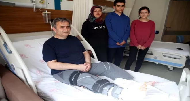 Enkaz altından yakındaki hastane personeli sayesinde kurtuldu