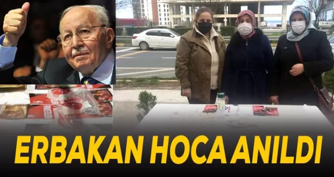 Erbakan Hoca anıldı