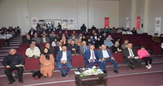 Espiye ilçesinde "Hz. Peygamber, Cami ve İrşat" konulu konferansı düzenlendi