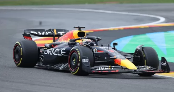 F1 Belçika Grand Prix'sini Verstappen kazandı