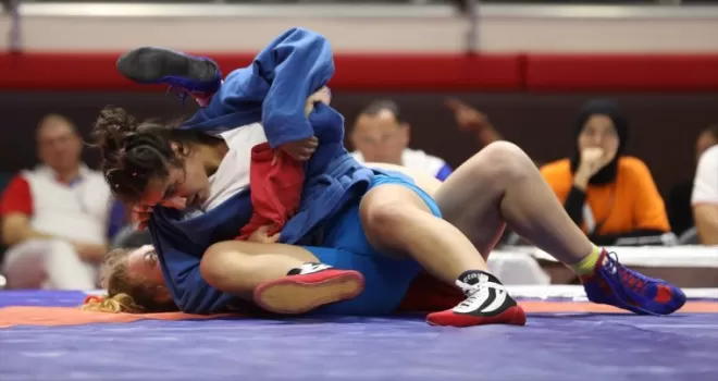 FISU Dünya Üniversiteler Dövüş Sporları Kupası Samsun'da devam ediyor
