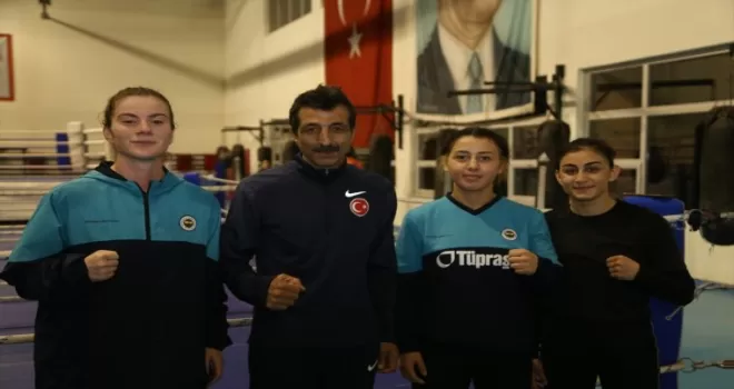 Genç Kadın Boks Milli Takımı, Kastamonu'da kampa girdi