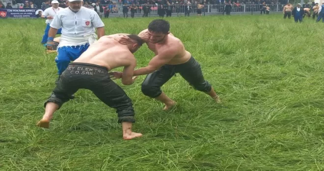 Geyikkoşan Yağlı Pehlivan Güreşleri’nde başpehlivan Tanju Gemici oldu