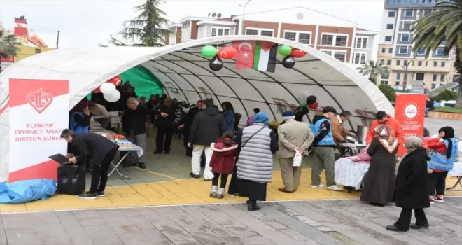 Giresun’da Filistin yararına hayır çarşısı etkinliği