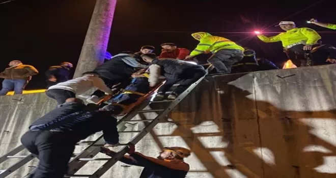 Giresun’da otomobilin dere yatağına devrildiği kazada 3 kişi yaralandı