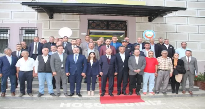 Giresun Valisi Serdengeçti, Yağlıdere’yi ziyaret etti