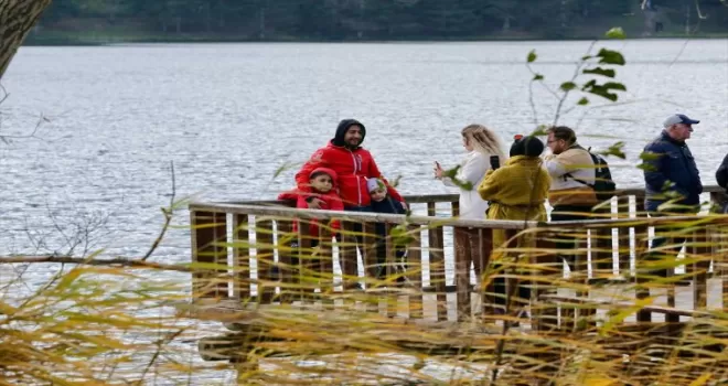 Gölcük Tabiat Parkı'nda ara tatil yoğunluğu