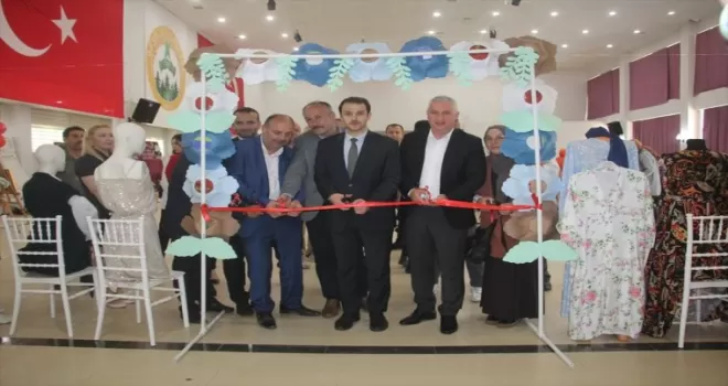 Güce’de yıl sonu sergisi düzenlendi