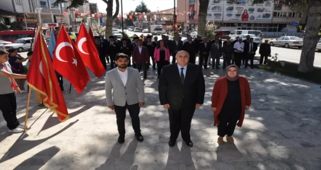 Gümüşhacıköy’de İlköğretim Haftası kutlandı