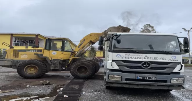 GÜNCELLEME - Artvin’de çay fabrikasında çıkan yangın söndürüldü