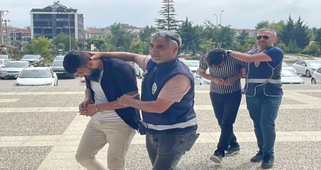 GÜNCELLEME - Bolu’da telefonla dolandırıcılık yapan 3 şüpheli tutuklandı
